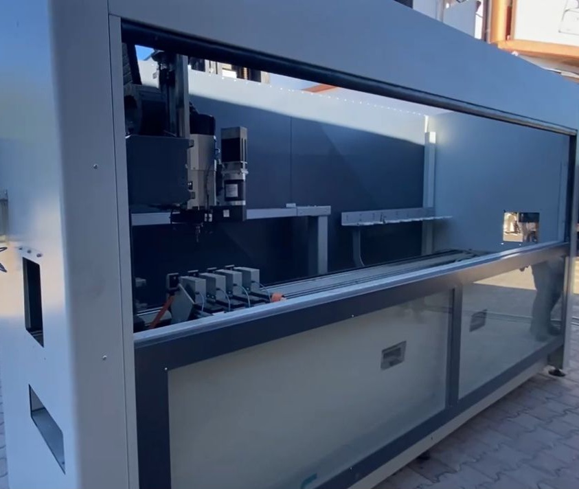 https://www.atlastre.com/wp-content/uploads/2025/05/Cnc-ITALMAC-ONIX-3000-3.jpg